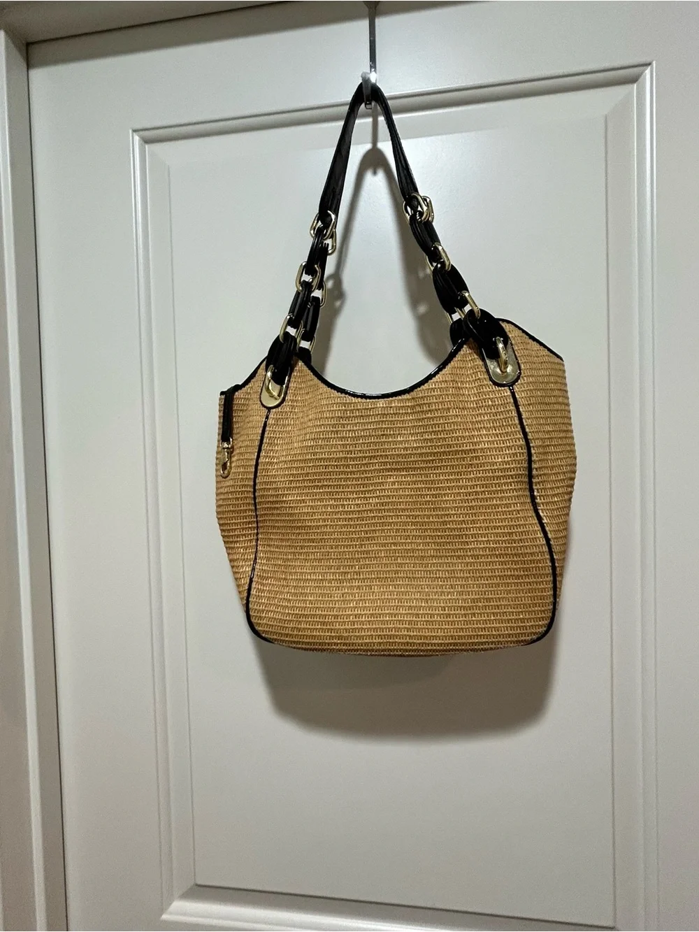 Michael Kors Straw Shoulder Purse in Tan with Black Chain handles. Nice